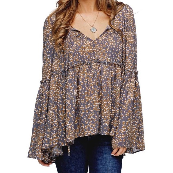 Buddy Love ❤️ Jasper Ruffled Bell Sleeve Blouse Small - Picture 3 of 5